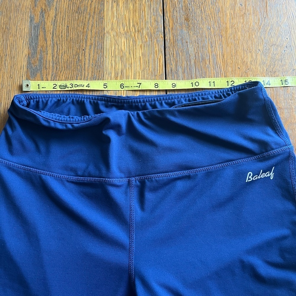 Baleaf Women's Blue  Capri Leggings Size Tag is Worn - Picture 5 of 12